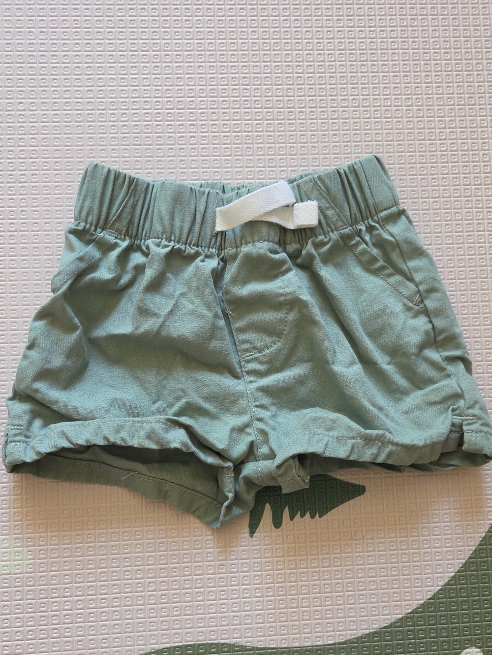 💙6M Elastic Waist Sage Green Shorts